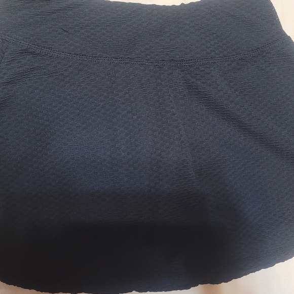 Women's XS Kyodan golf/tennis/pickleball black skort. - Picture 5 of 7